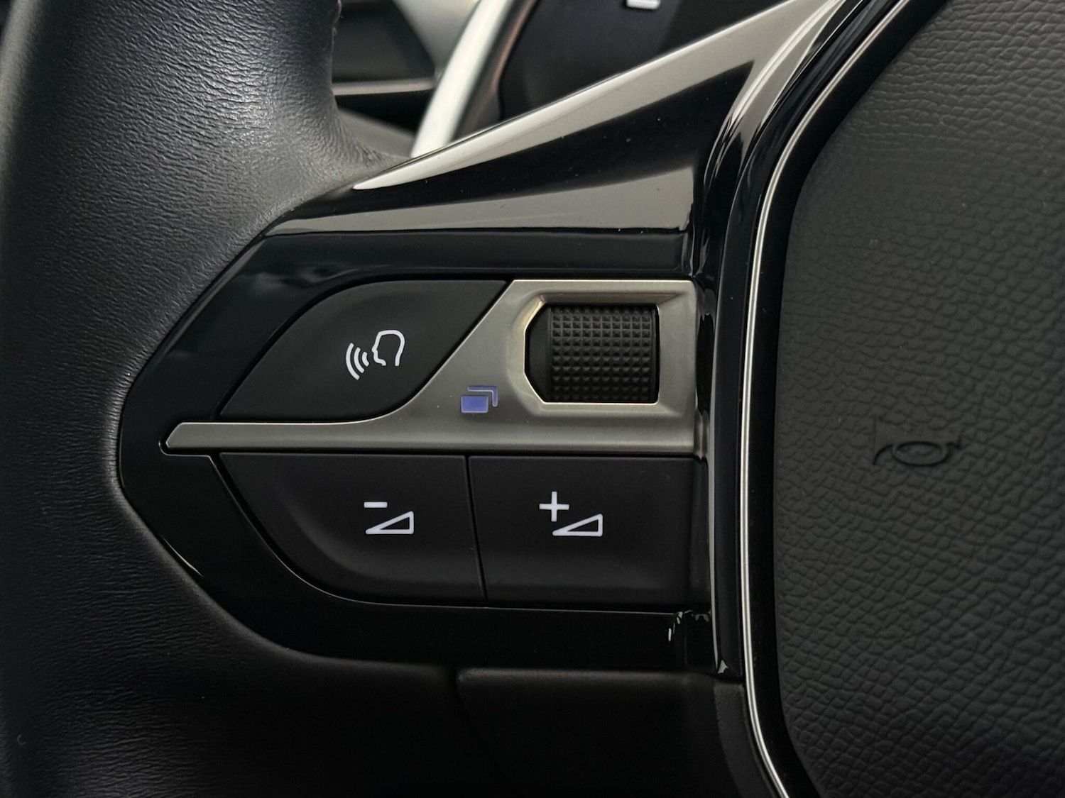 Used Peugeot 3008 2021 for sale - 77259668: Photo 17