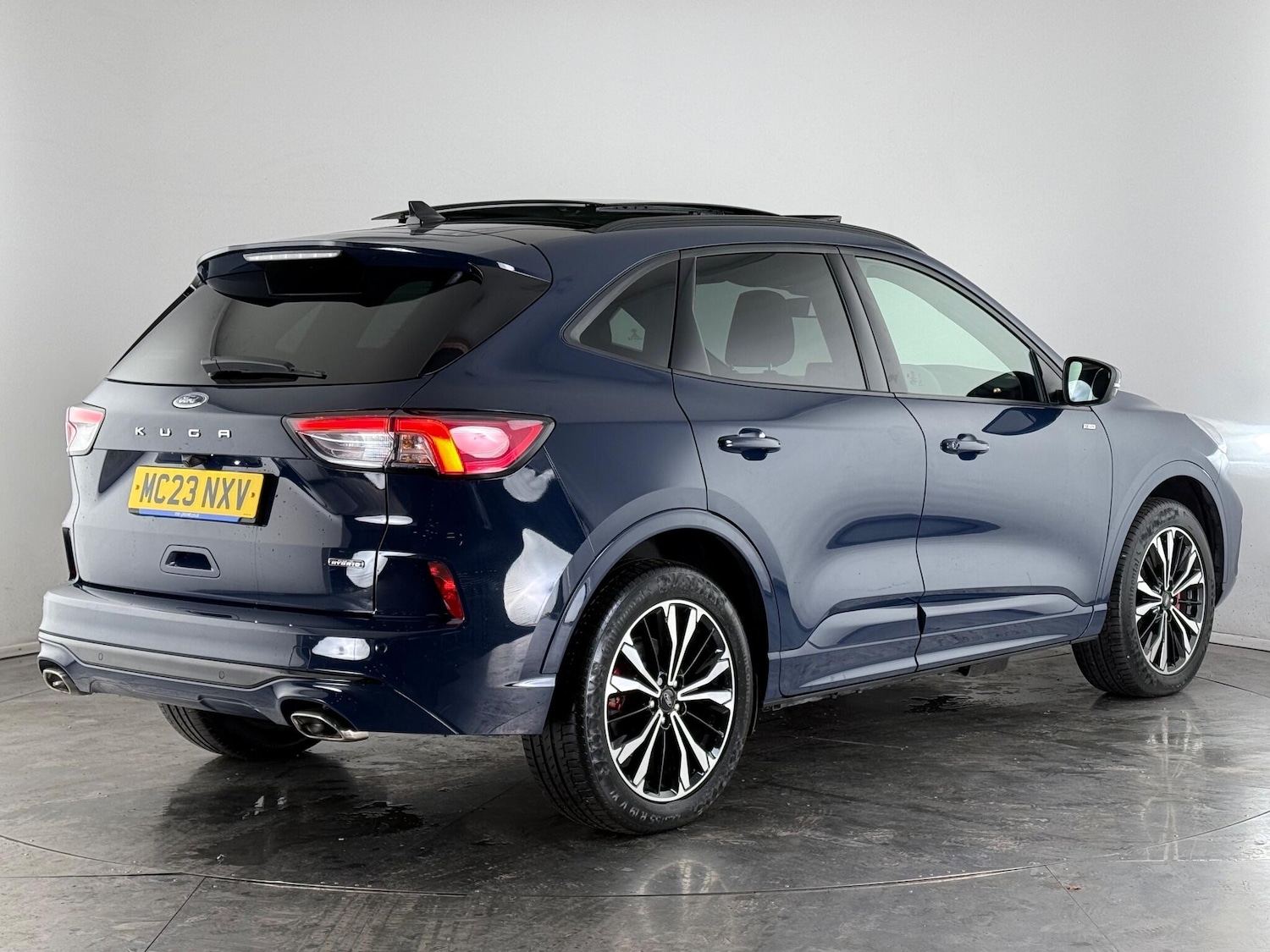 Used Ford Kuga 2023 for sale - 77246025: Photo 6