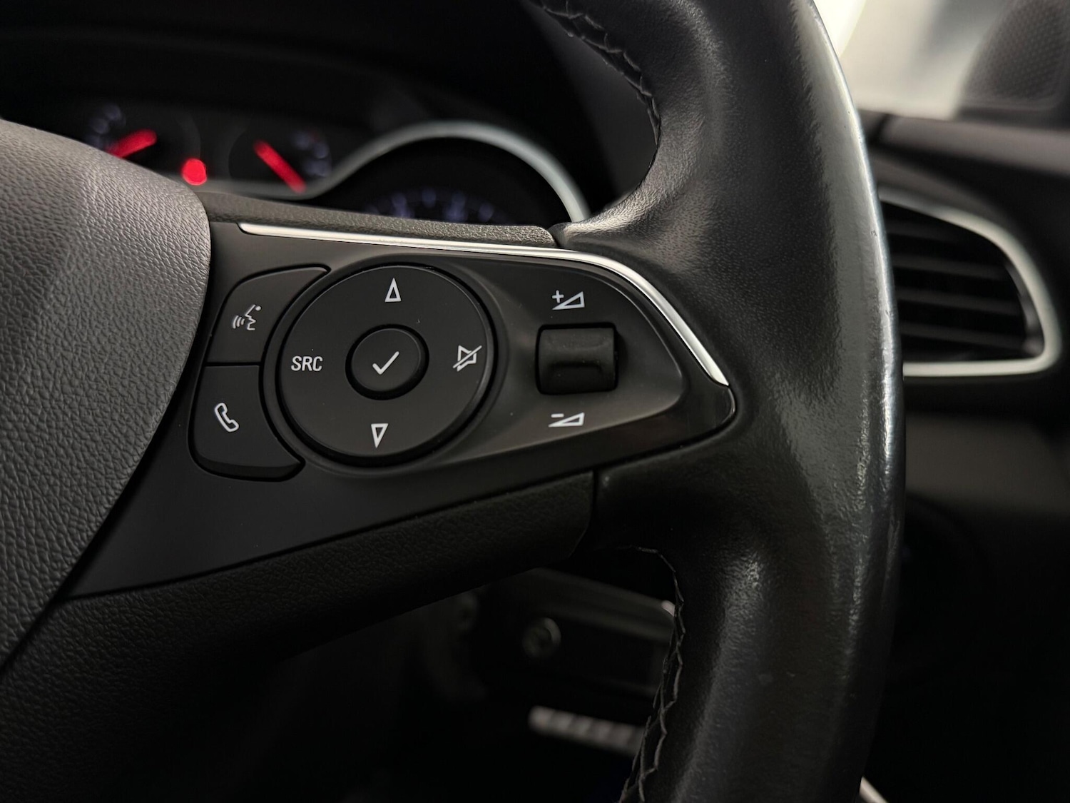 Used Vauxhall Grandland X 2018 for sale - 77260547: Photo 17