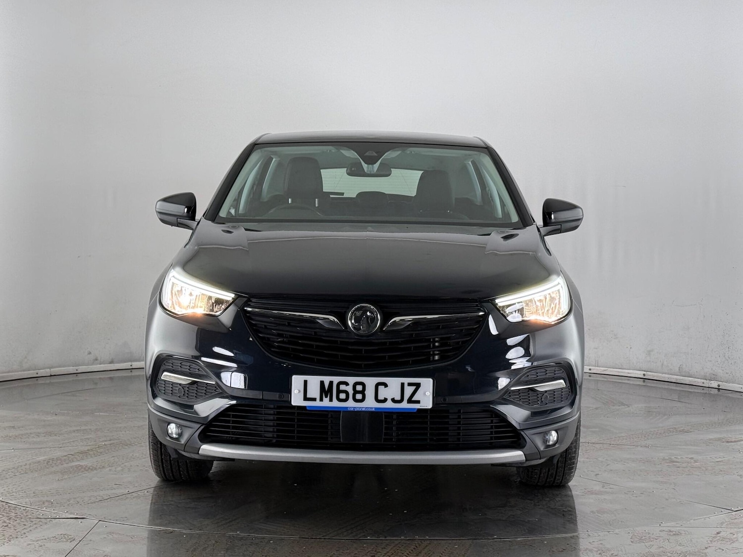 Used Vauxhall Grandland X 2018 for sale - 77260547: Photo 2