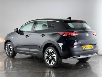 Used Vauxhall Grandland X 2018 for sale - 77260547: Photo