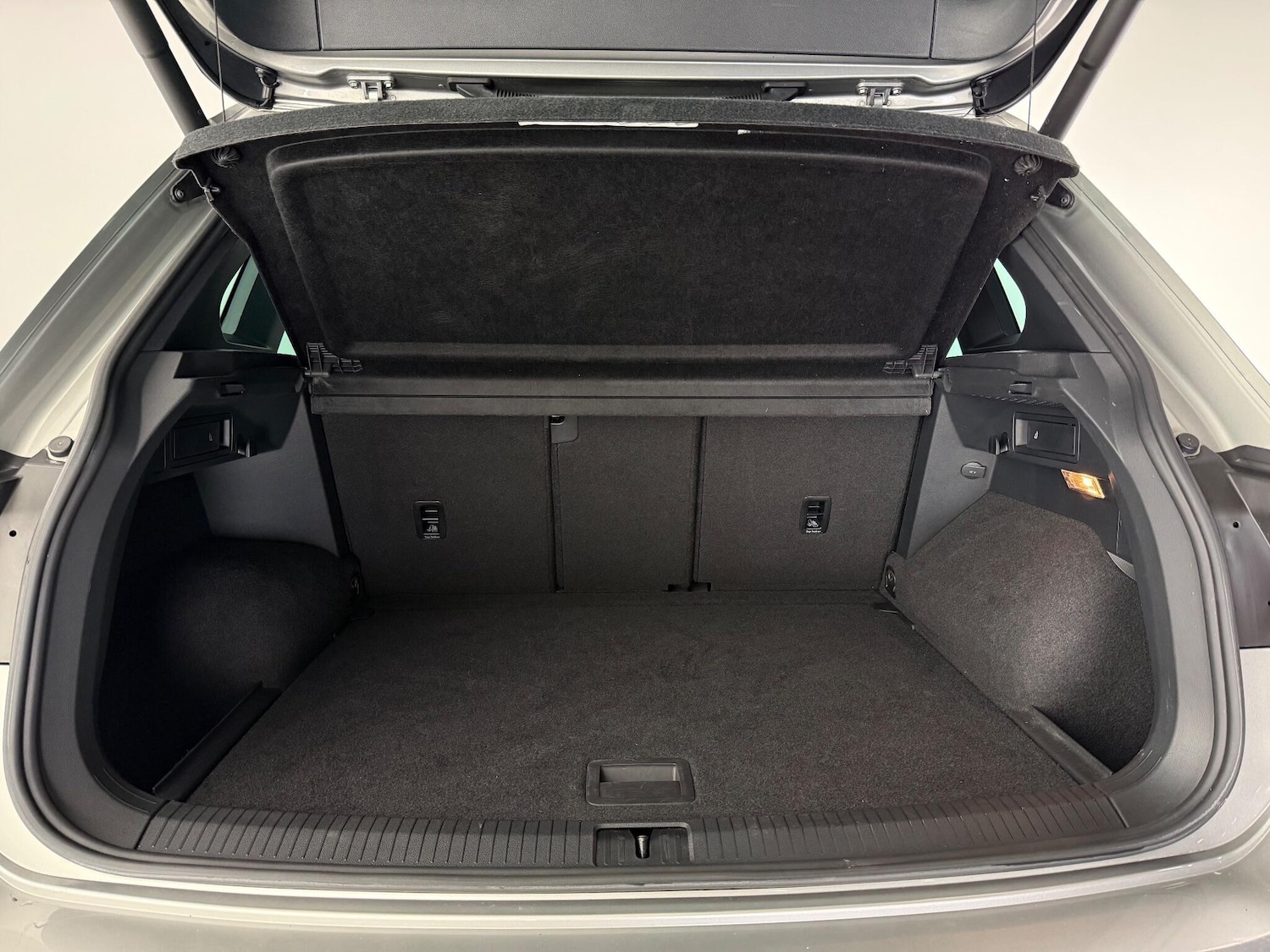 Used Volkswagen Tiguan 2016 for sale - 77243650: Photo 10