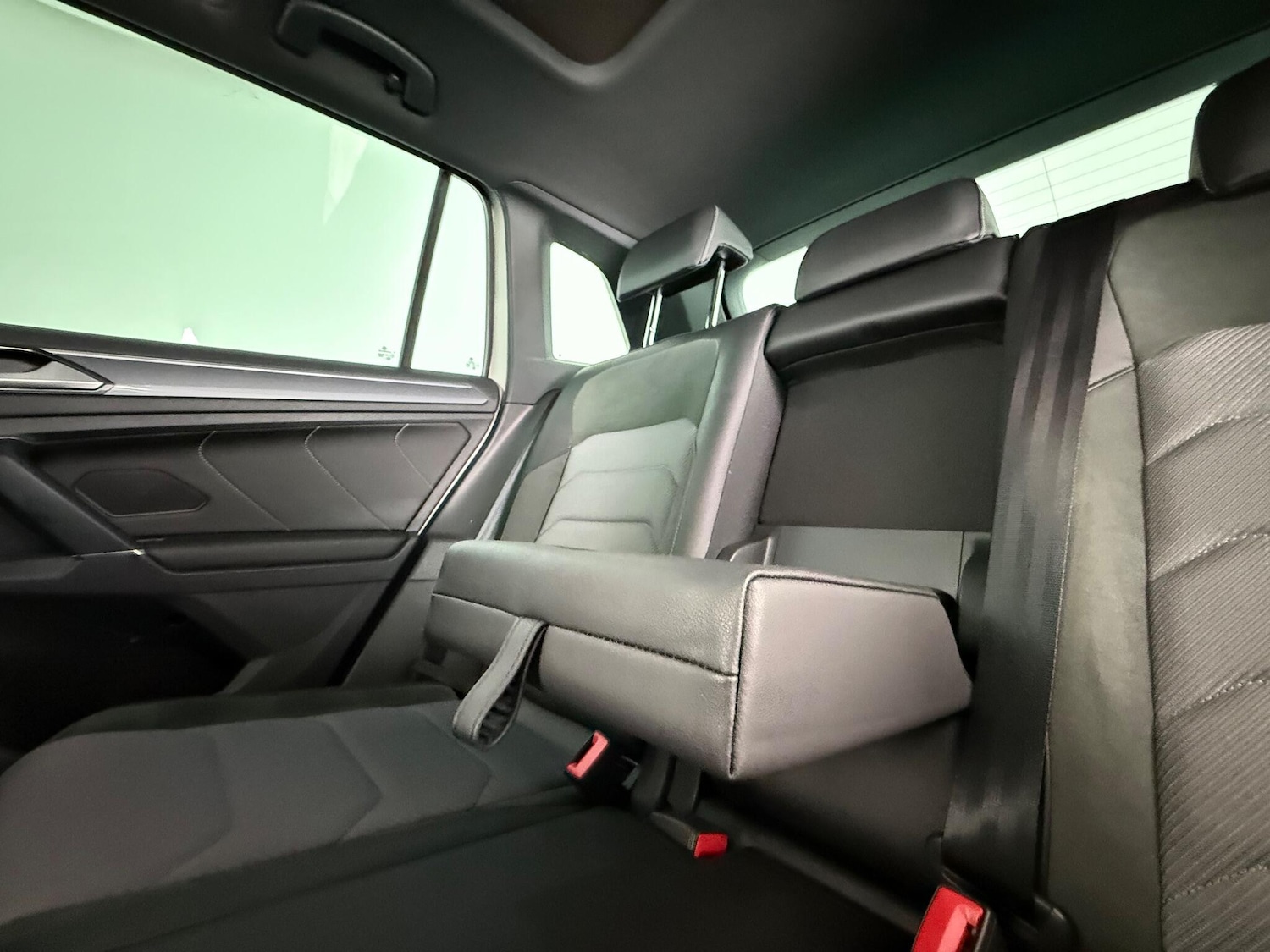 Used Volkswagen Tiguan 2016 for sale - 77243650: Photo 16