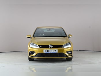 Used Volkswagen Golf 2018 for sale - 77883632: Photo