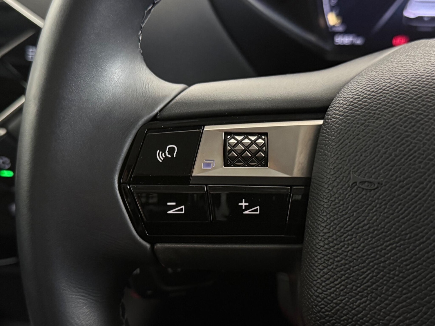 Used DS Automobiles DS 3 Crossback 2022 for sale - 77216792: Photo 17