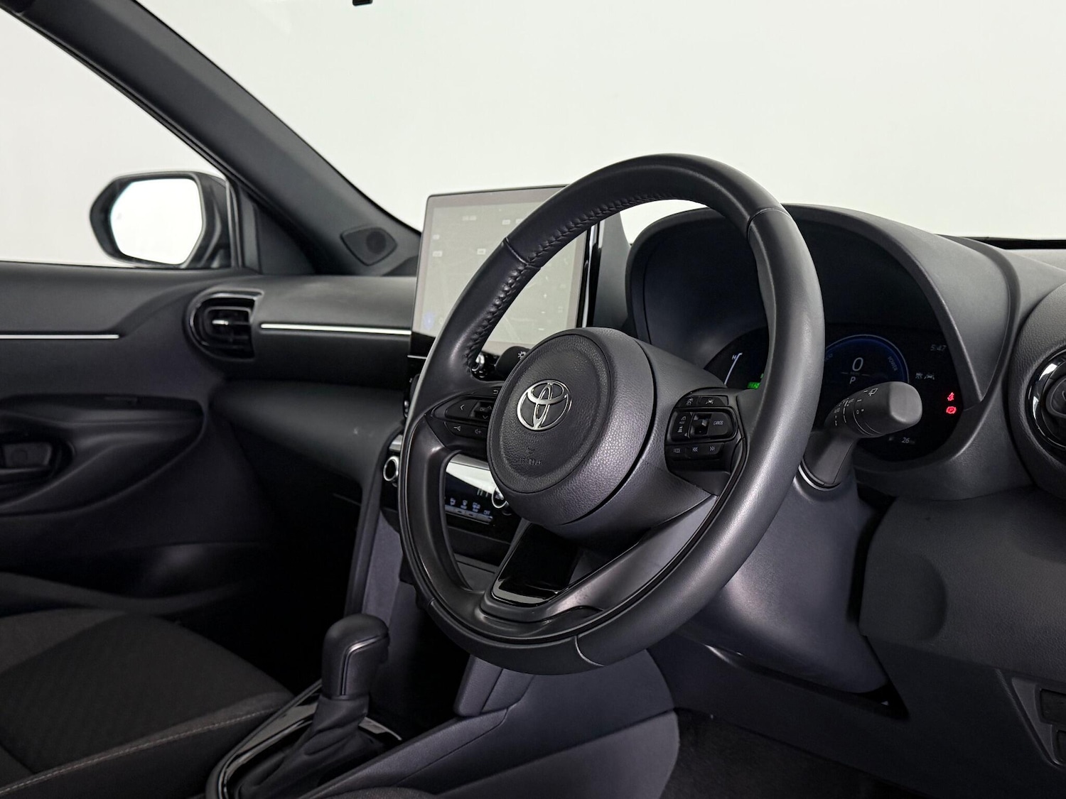 Used Toyota Yaris Cross 2024 for sale - 77246578: Photo 10