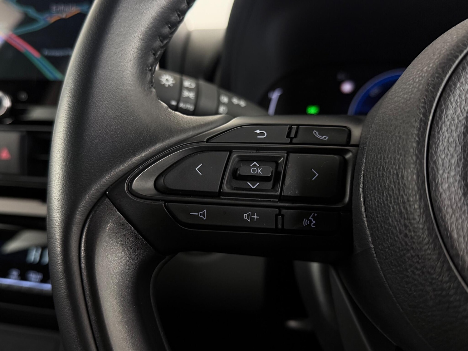 Used Toyota Yaris Cross 2024 for sale - 77246578: Photo 16