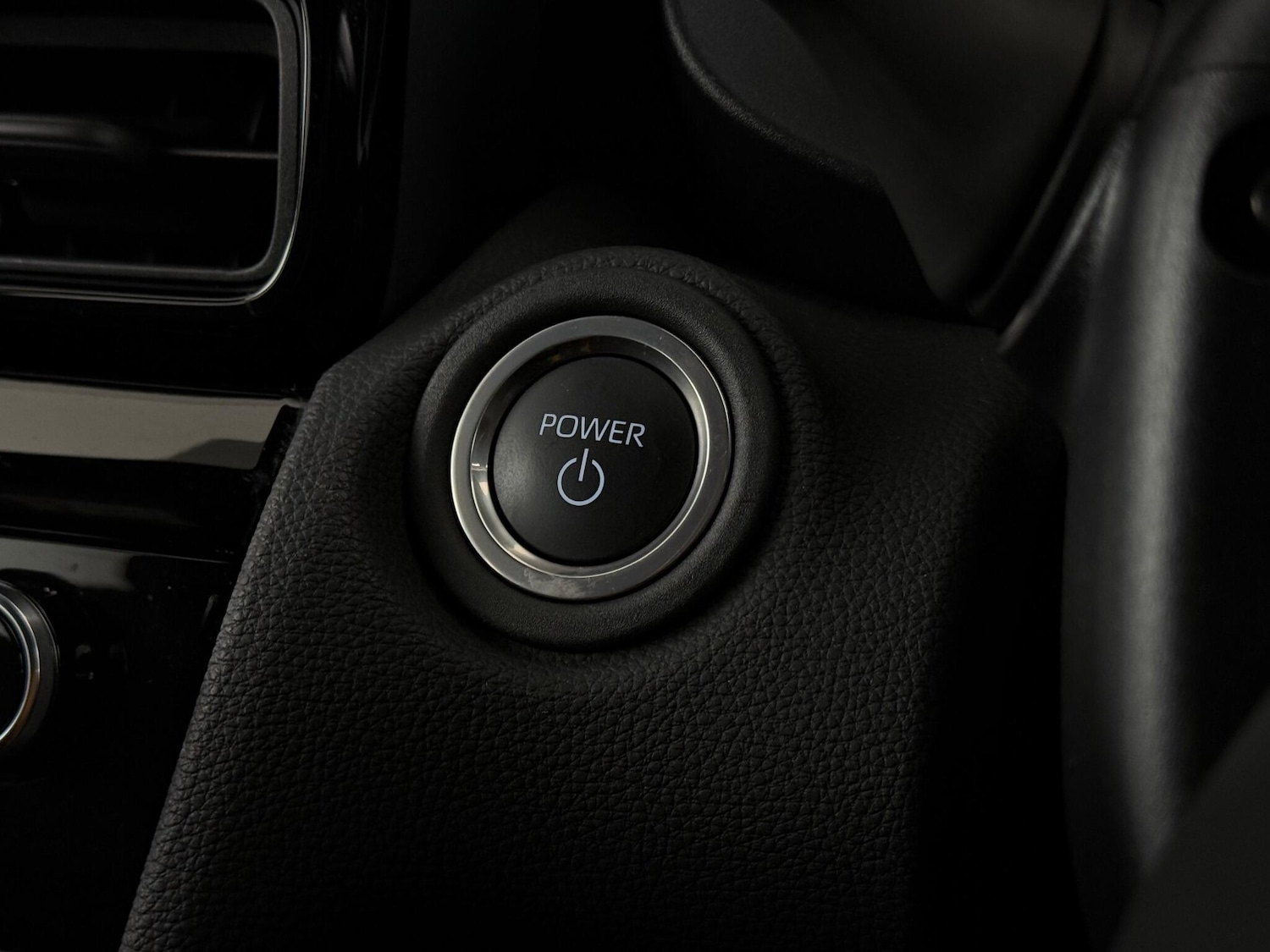 Used Toyota Yaris Cross 2024 for sale - 77246578: Photo 19