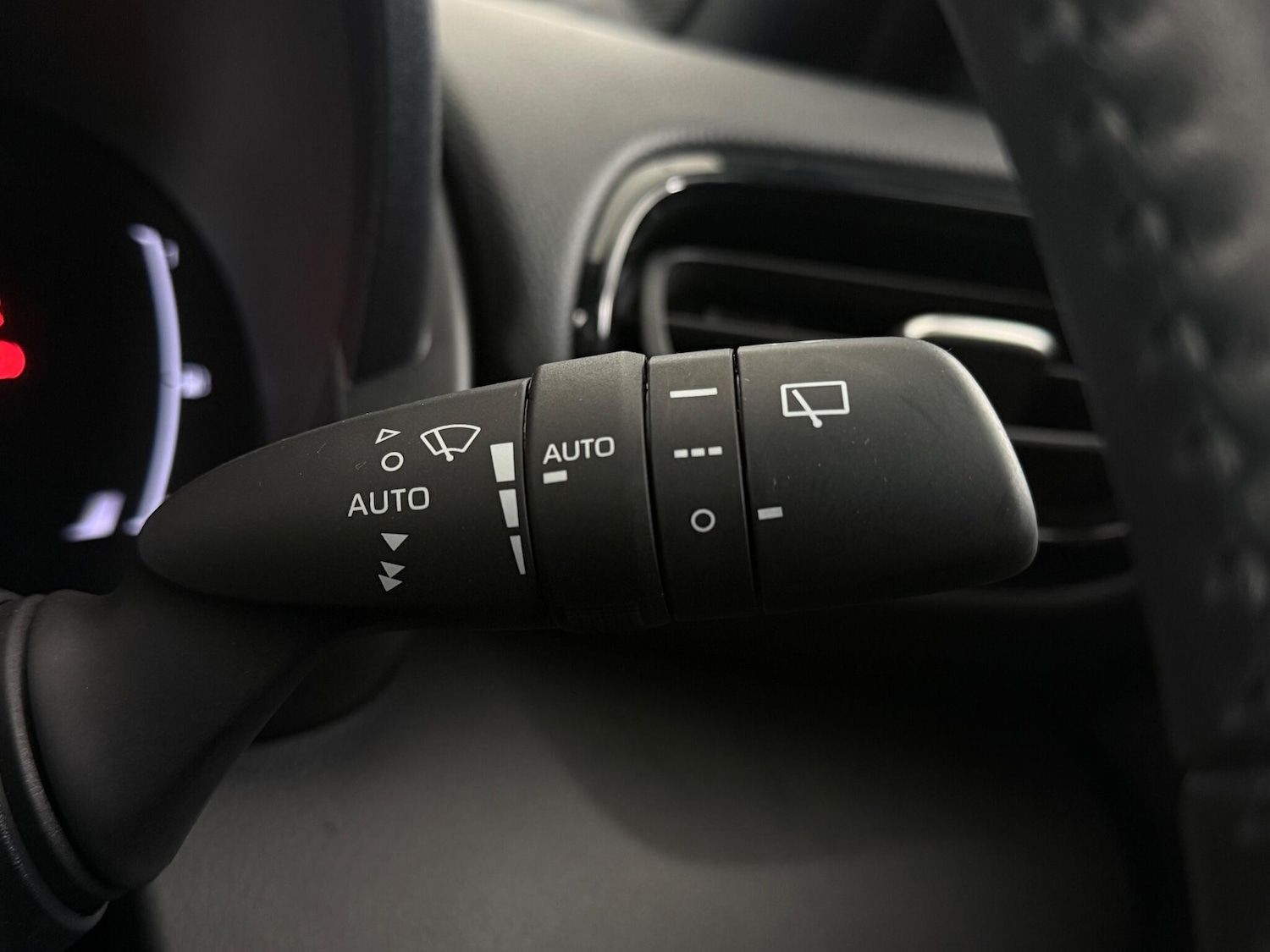 Used Toyota Yaris Cross 2024 for sale - 77246578: Photo 20