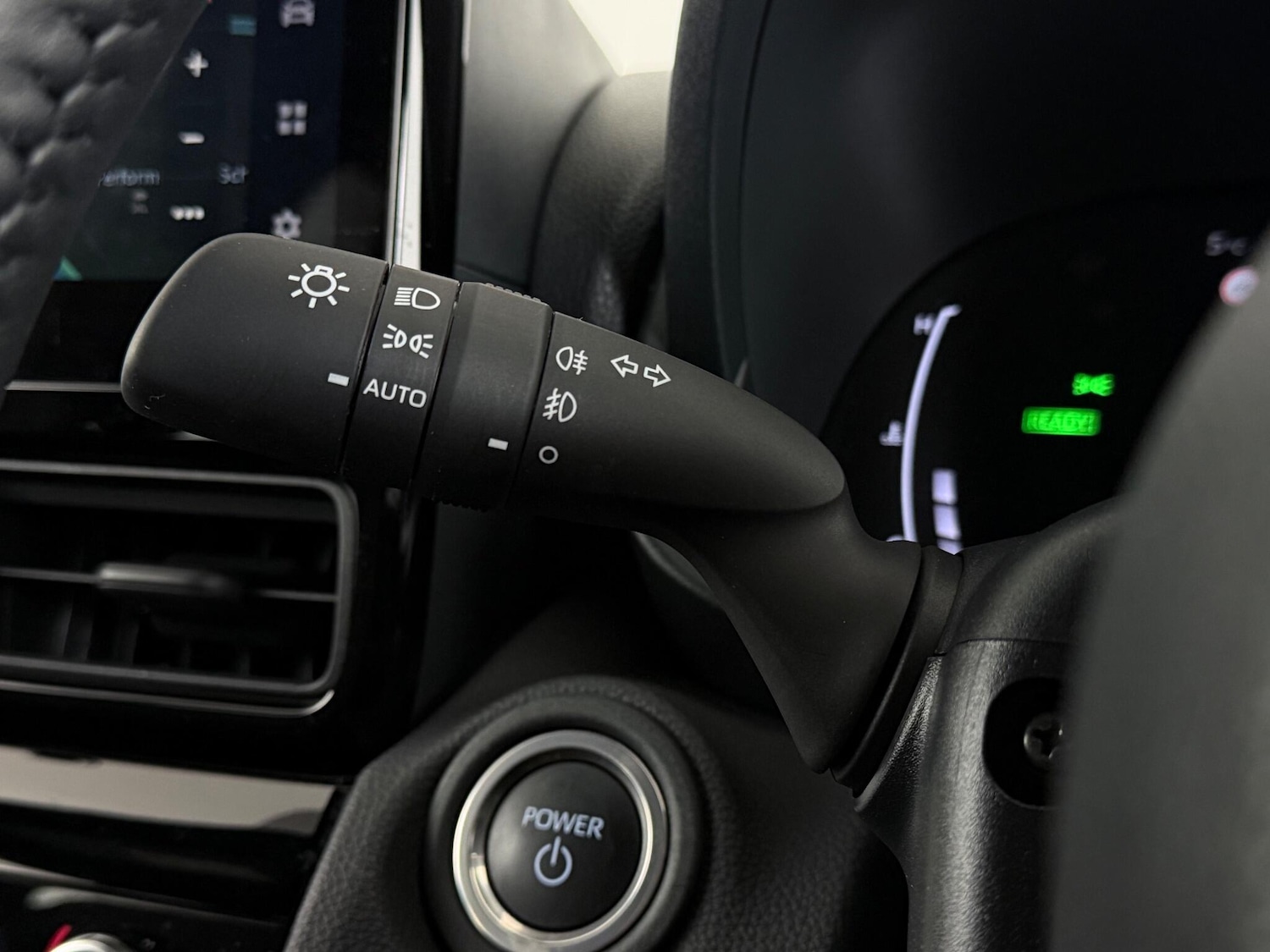 Used Toyota Yaris Cross 2024 for sale - 77246578: Photo 21