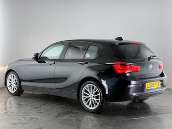 Used BMW 1 Series 2018 for sale - 77143839: Photo