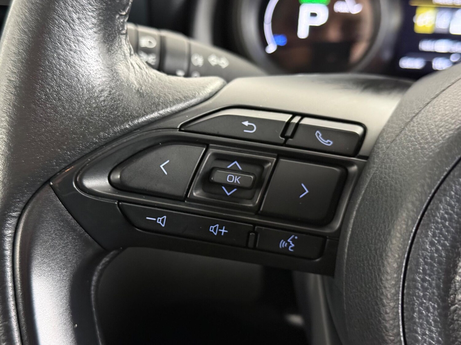 Used Toyota Yaris Cross 2023 for sale - 77730844: Photo 17