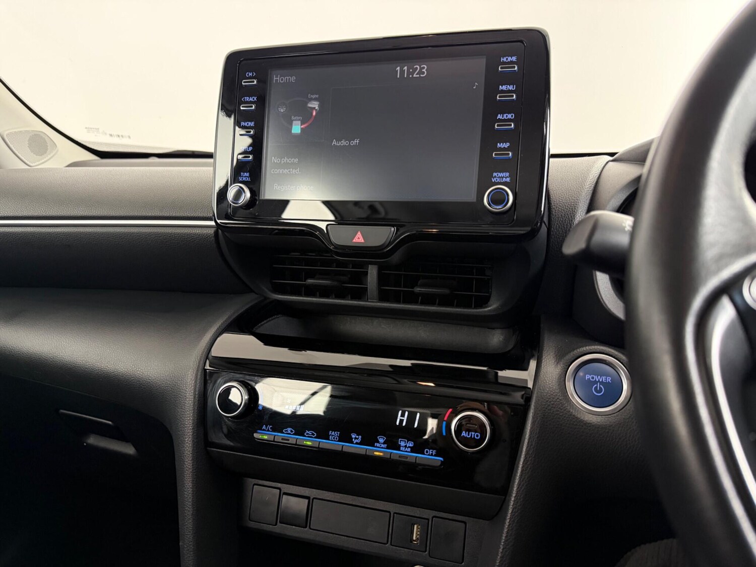 Used Toyota Yaris Cross 2023 for sale - 77730844: Photo 31