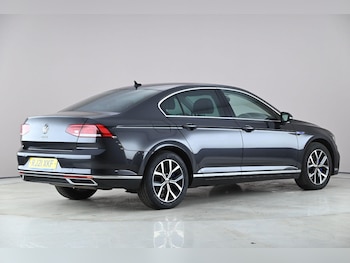 Used Volkswagen Passat 2021 for sale - 78020526: Photo