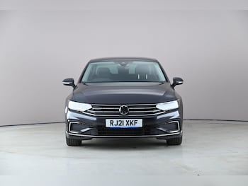 Used Volkswagen Passat 2021 for sale - 78020526: Photo