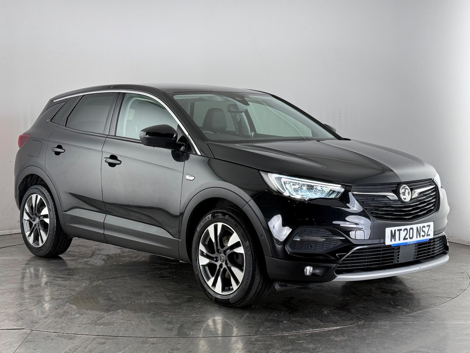 Used Vauxhall Grandland X 2020 for sale - 76467432: Photo 1