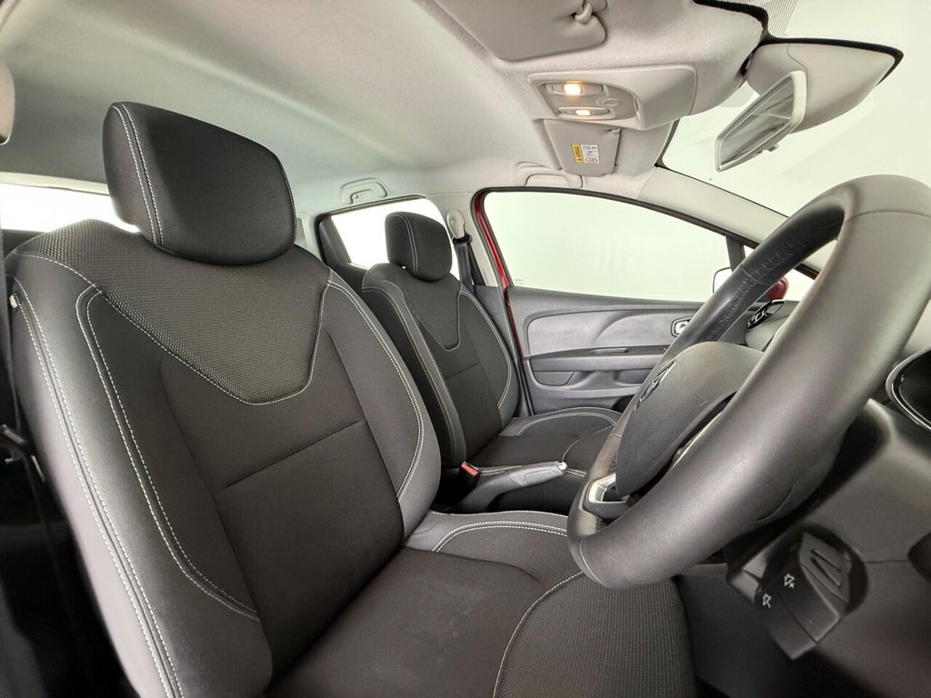 Used Renault Clio 2017 for sale - 75753131: Photo 16