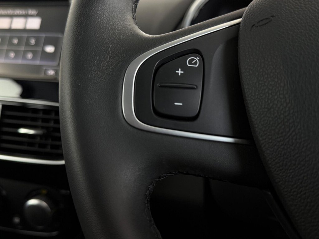 Used Renault Clio 2017 for sale - 75753131: Photo 22