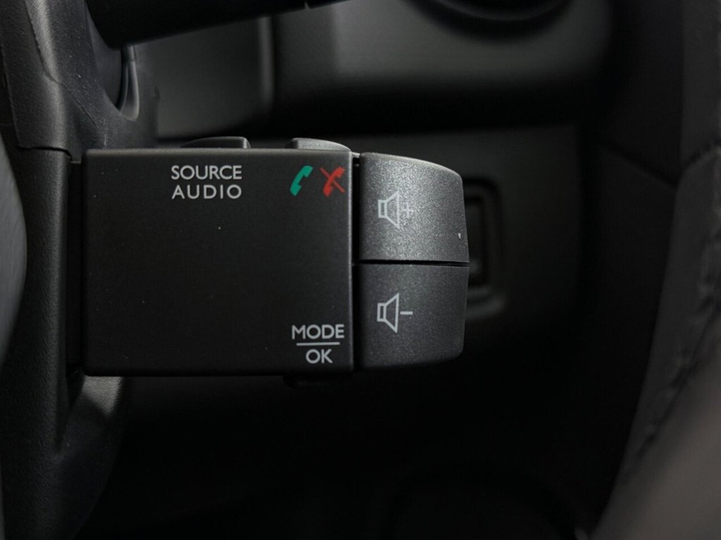 Used Renault Clio 2017 for sale - 75753131: Photo 27