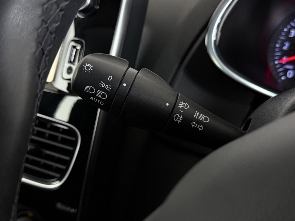 Used Renault Clio 2017 for sale - 75753131: Photo 28