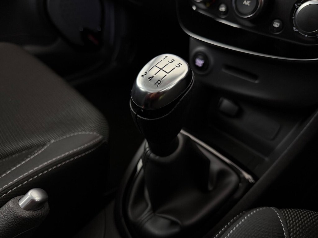 Used Renault Clio 2017 for sale - 75753131: Photo 32