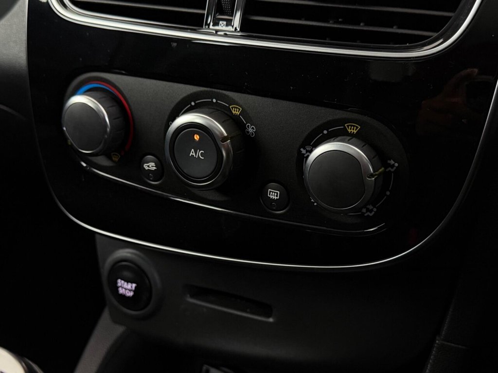 Used Renault Clio 2017 for sale - 75753131: Photo 33