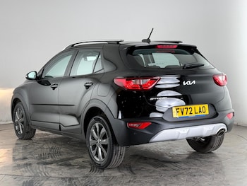 Used Kia Stonic 2022 for sale - 77799536: Photo