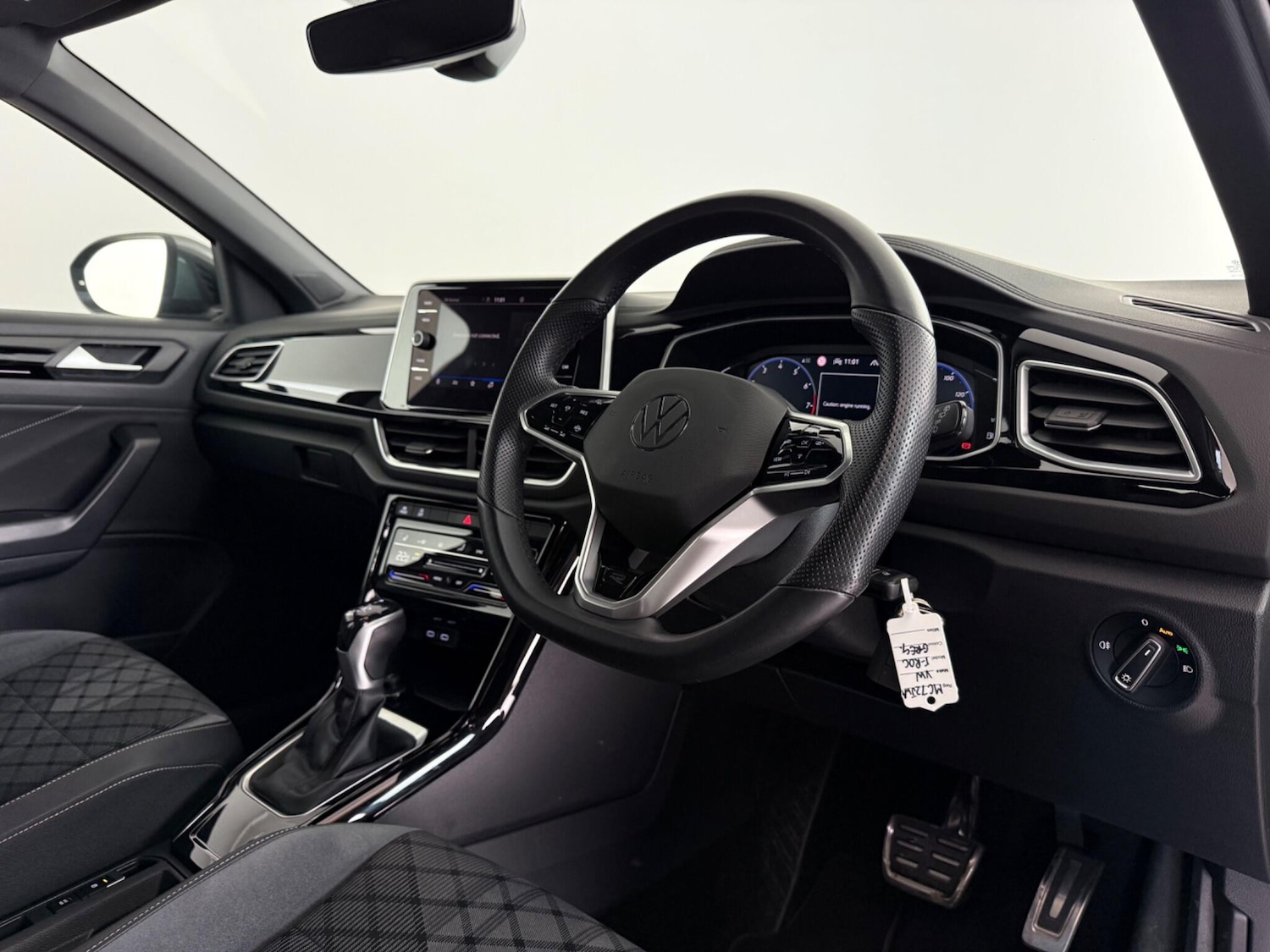 Used Volkswagen T-Roc 2023 for sale - 77760544: Photo 19