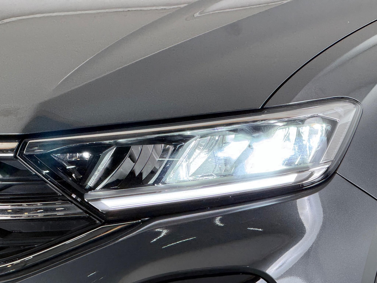 Used Volkswagen T-Roc 2023 for sale - 77760544: Photo 7