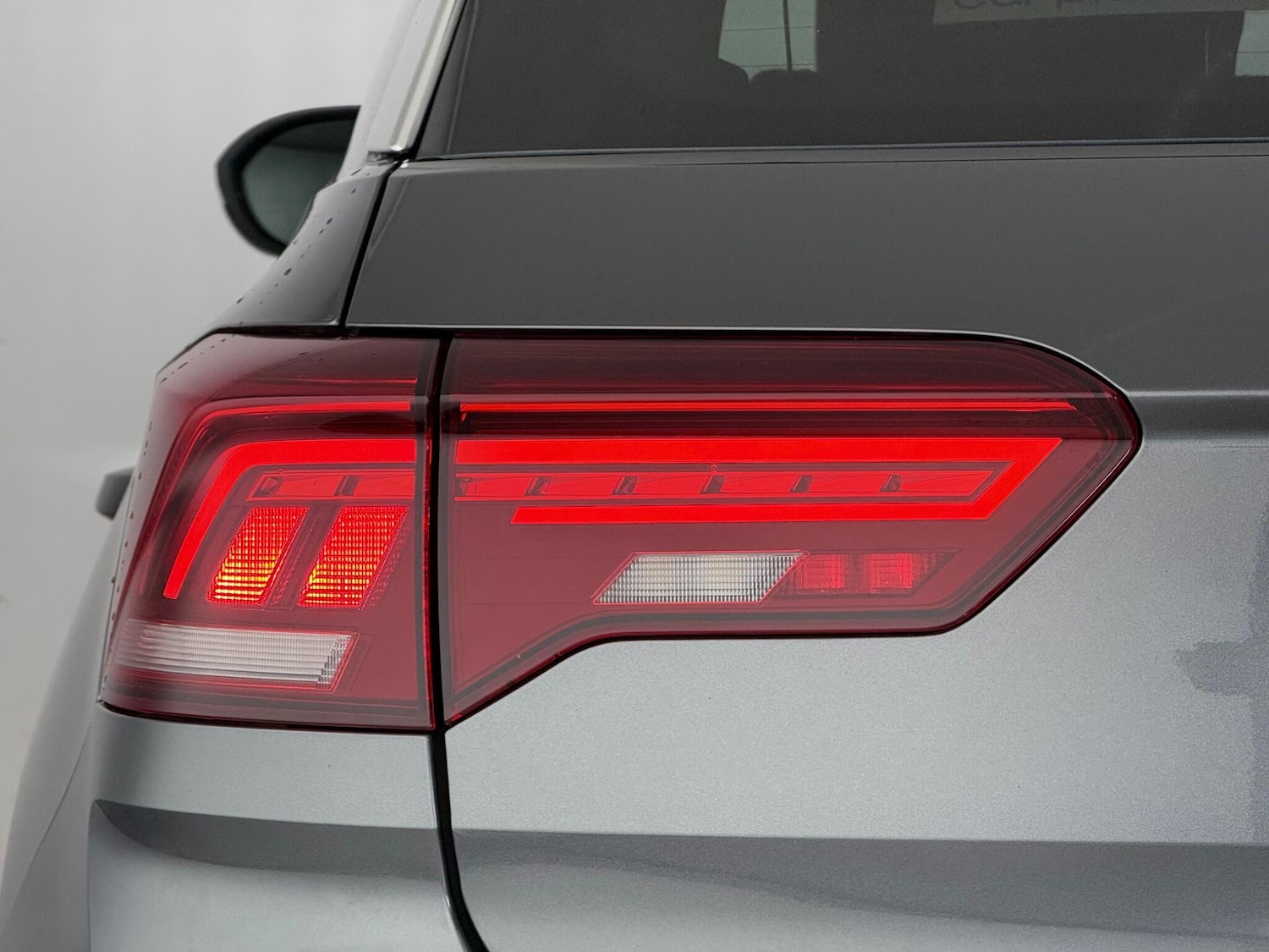 Used Volkswagen T-Roc 2023 for sale - 77760544: Photo 8