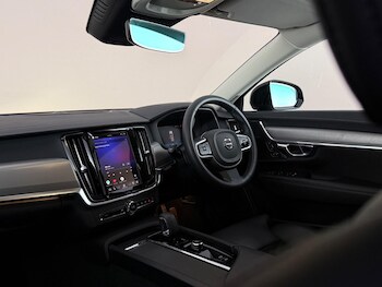 Used Volvo V90 2022 for sale - 79590876: Photo