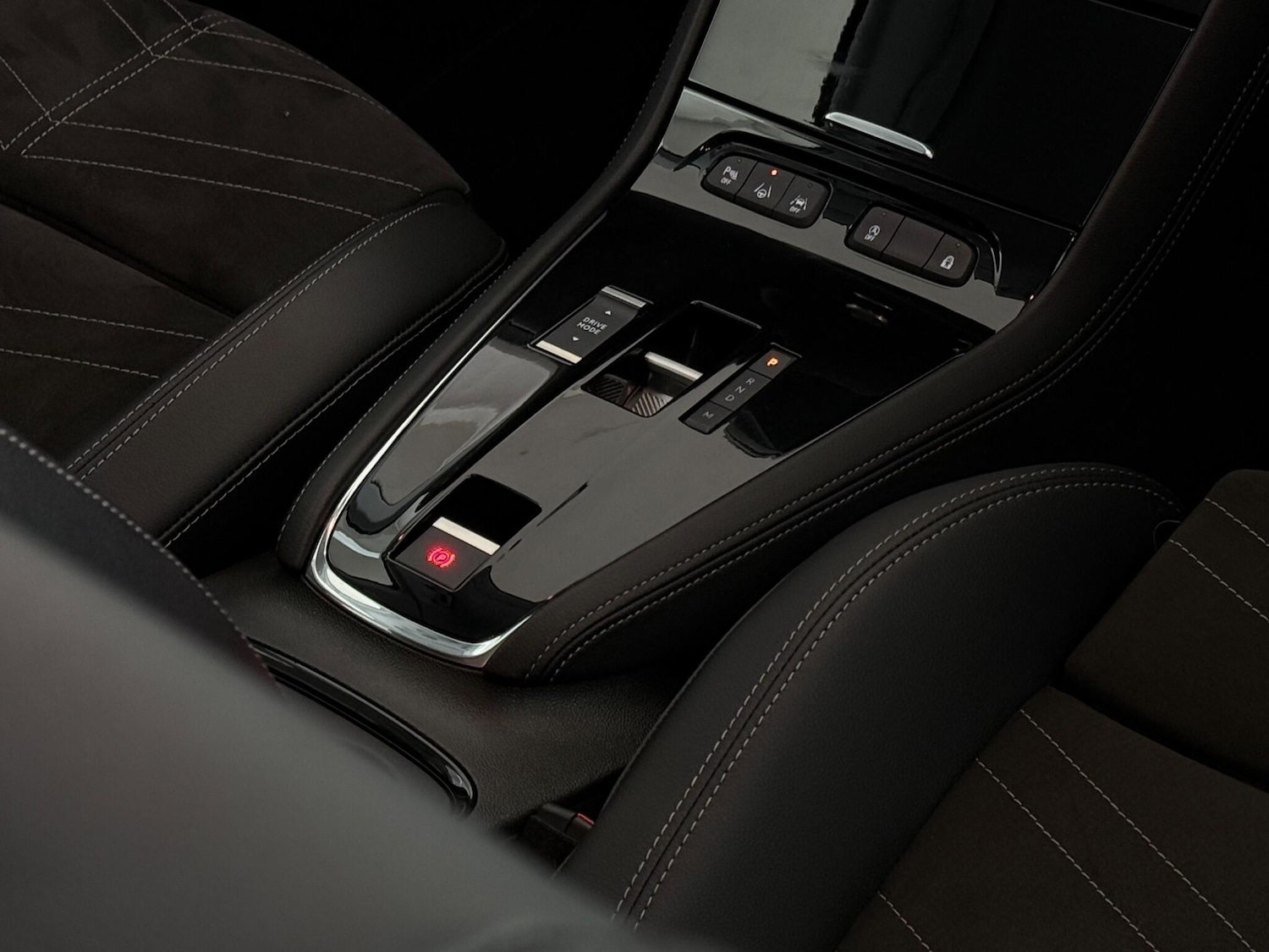 Used Vauxhall Grandland 2023 for sale - 76606925: Photo 41