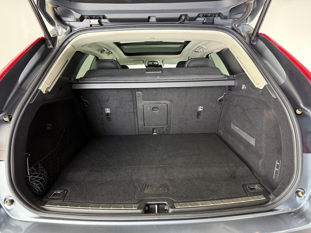 Used Volvo XC60 2019 for sale - 76038681: Photo 13