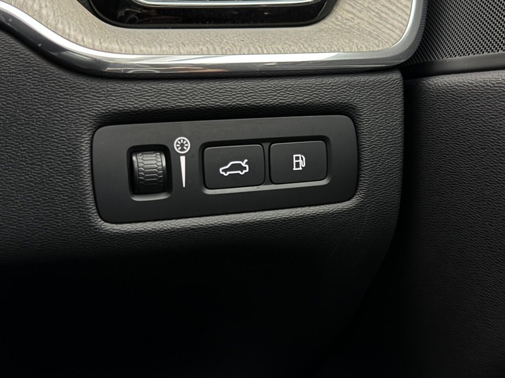 Used Volvo XC60 2019 for sale - 76038681: Photo 29