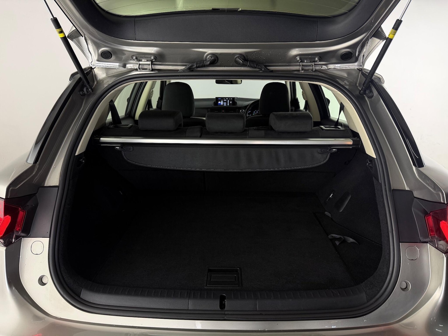 Used Lexus CT 2018 for sale - 77260578: Photo 9