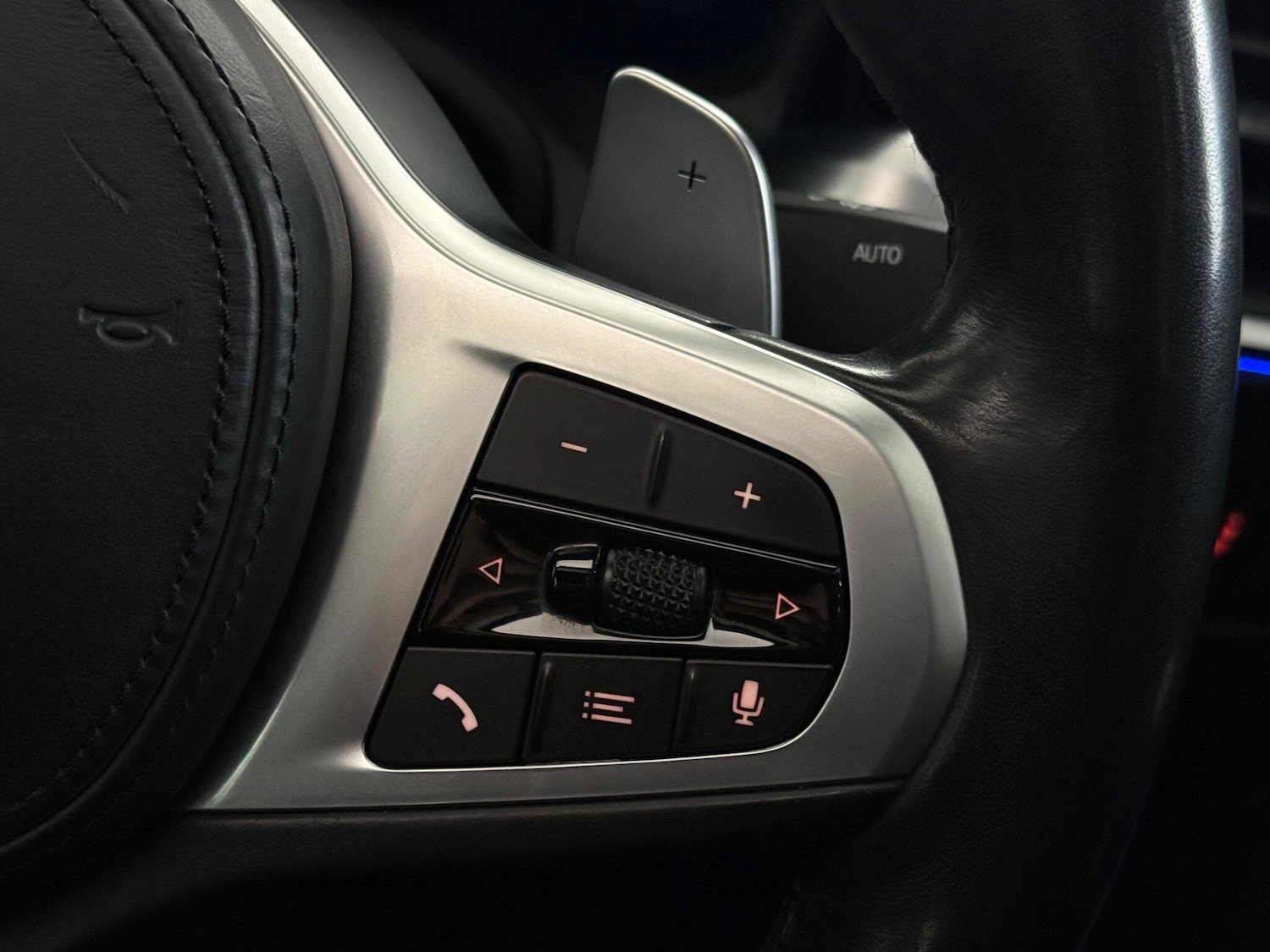 Used BMW 3 Series 2019 for sale - 77260359: Photo 22