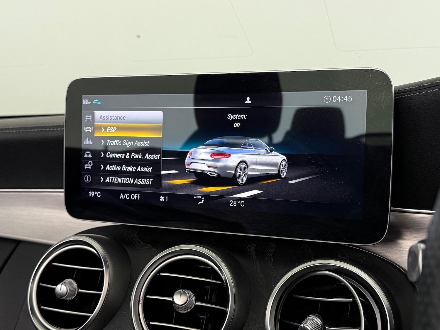 Used Mercedes-Benz C Class 2018 for sale - 77260570: Photo 26