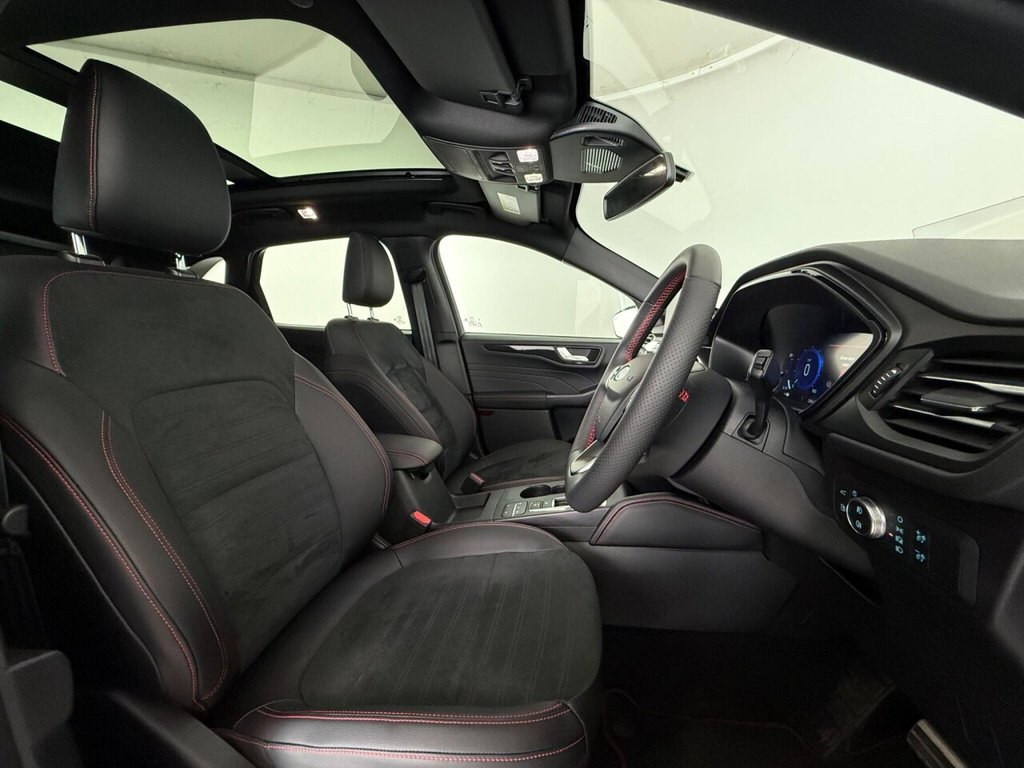 Used Ford Kuga 2023 for sale - 75942870: Photo 16