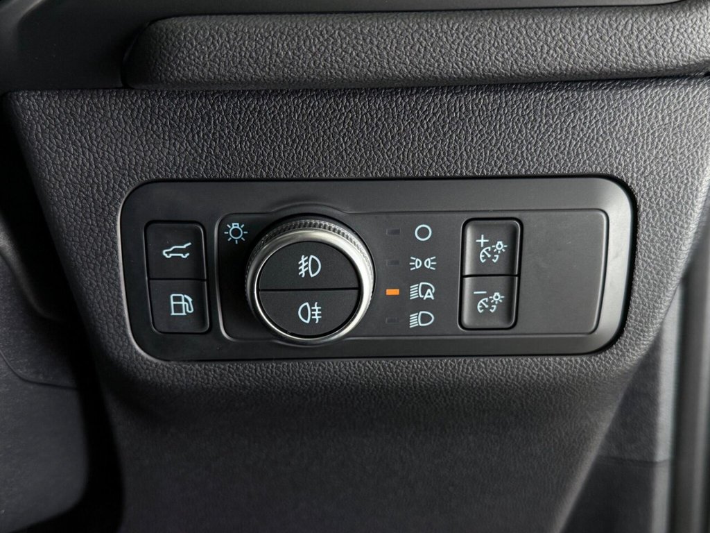 Used Ford Kuga 2023 for sale - 75942870: Photo 25