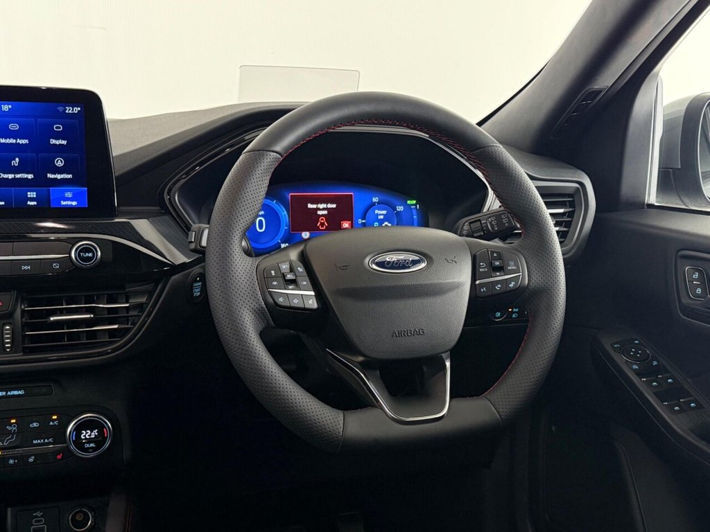 Used Ford Kuga 2023 for sale - 75942870: Photo 28