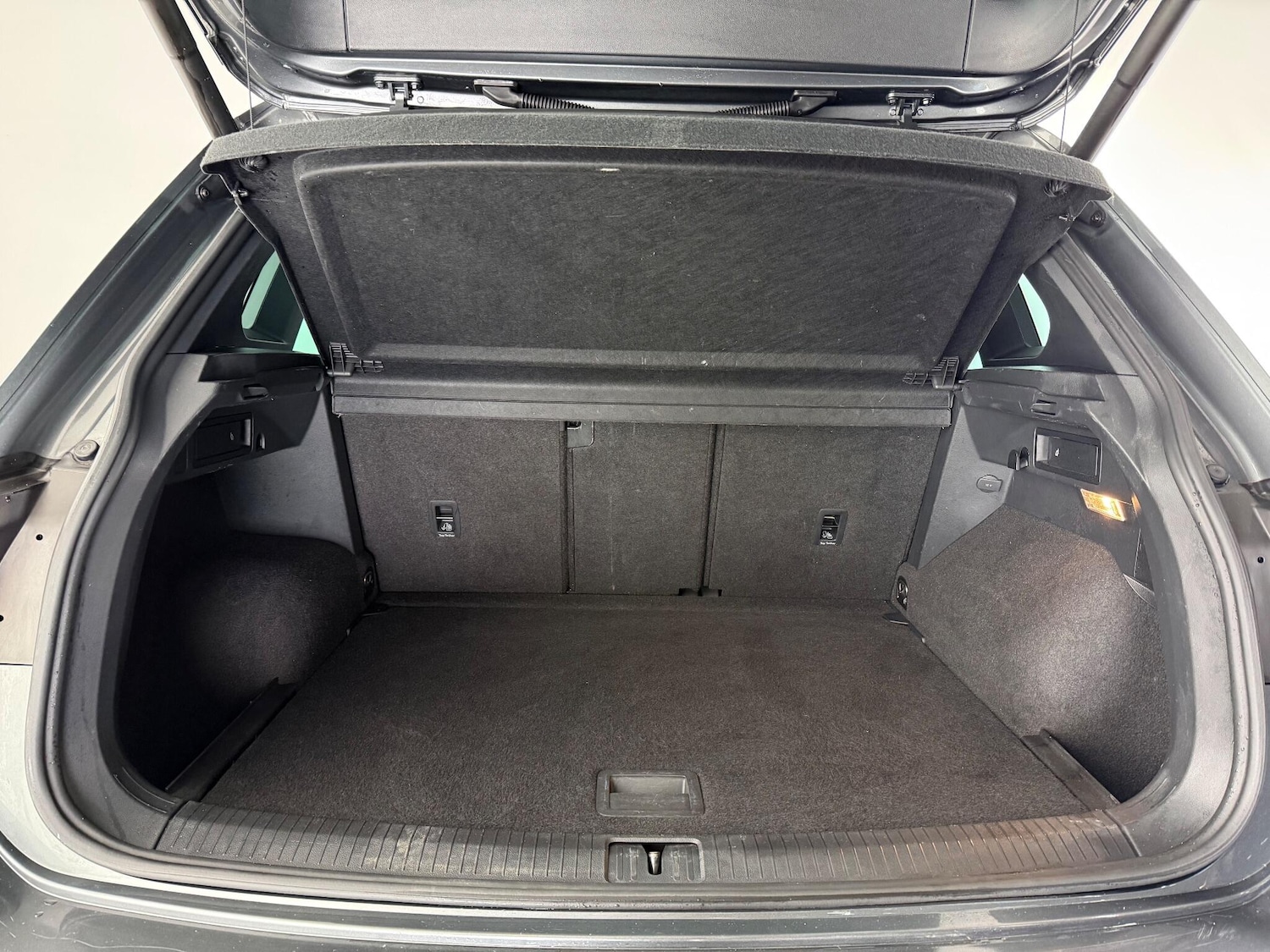 Used Volkswagen Tiguan 2019 for sale - 77260350: Photo 10