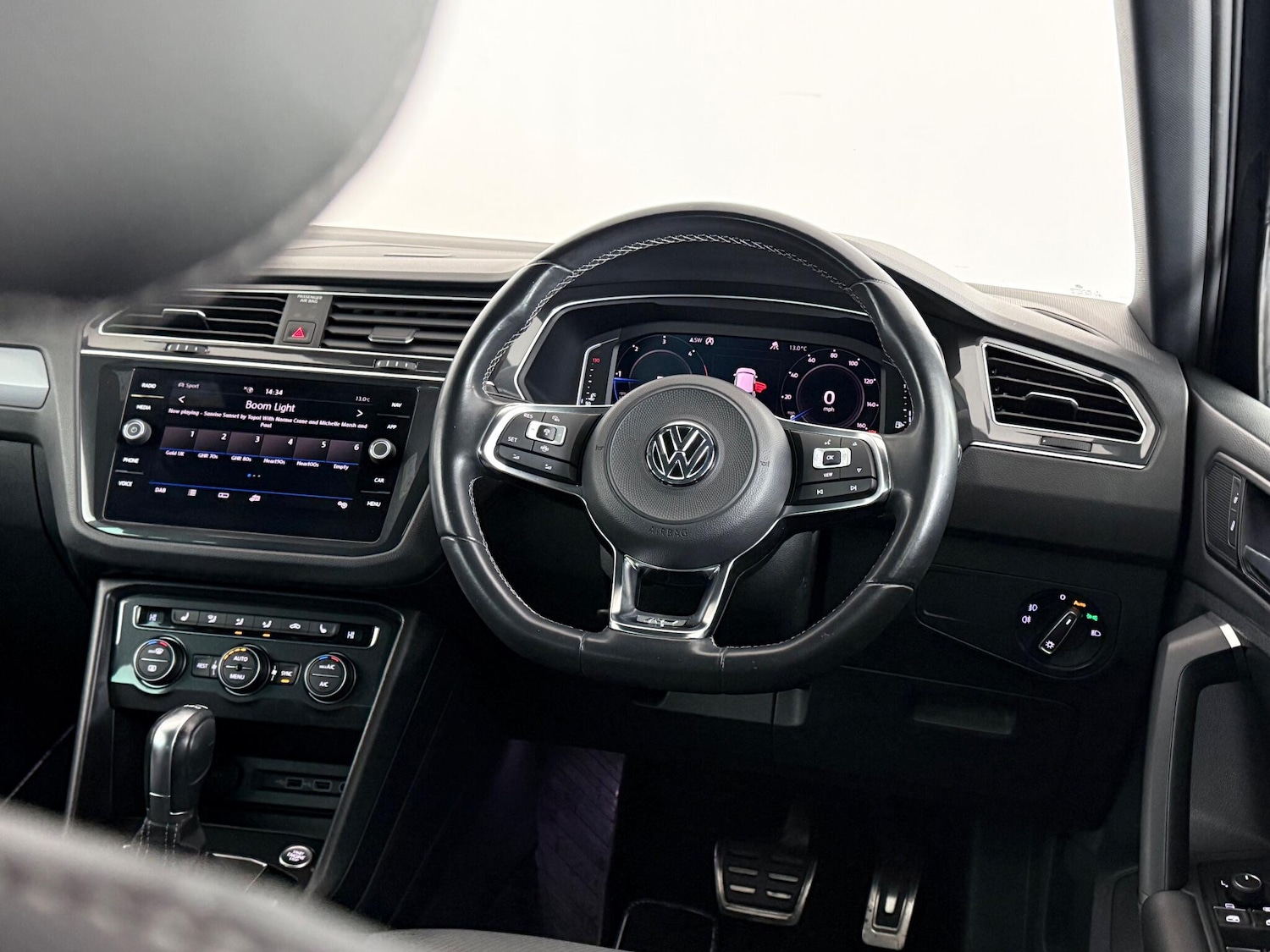 Used Volkswagen Tiguan 2019 for sale - 77260350: Photo 17