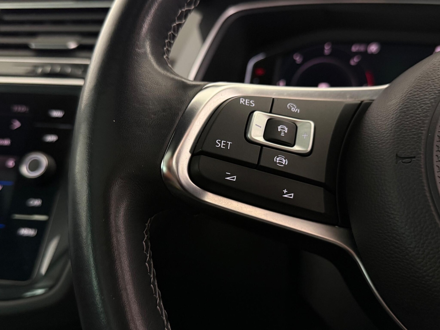 Used Volkswagen Tiguan 2019 for sale - 77260350: Photo 21