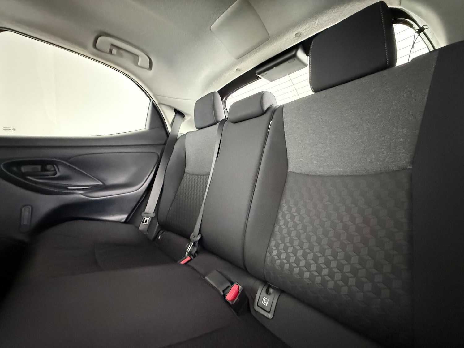 Used Toyota Yaris 2022 for sale - 77183185: Photo 11