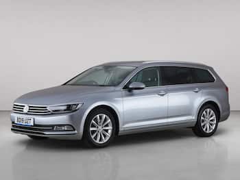 Used Volkswagen Passat 2019 for sale - 79658520: Photo