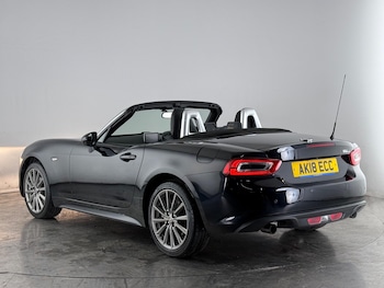 Used Fiat 124 Spider 2018 for sale - 77715974: Photo