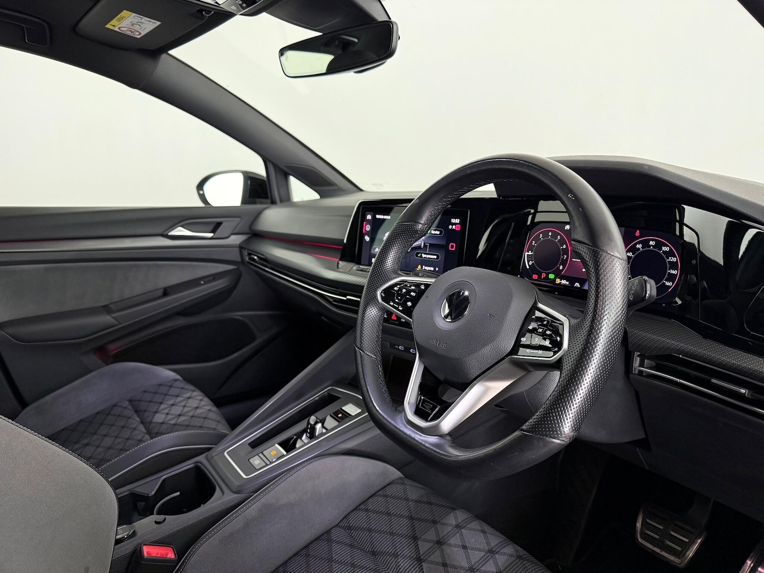 Used Volkswagen Golf 2020 for sale - 77182641: Photo 17