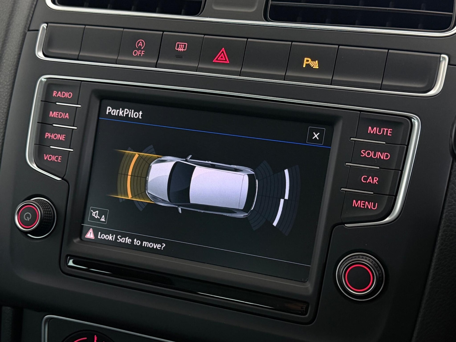 Used Volkswagen Polo 2017 for sale - 77243662: Photo 24