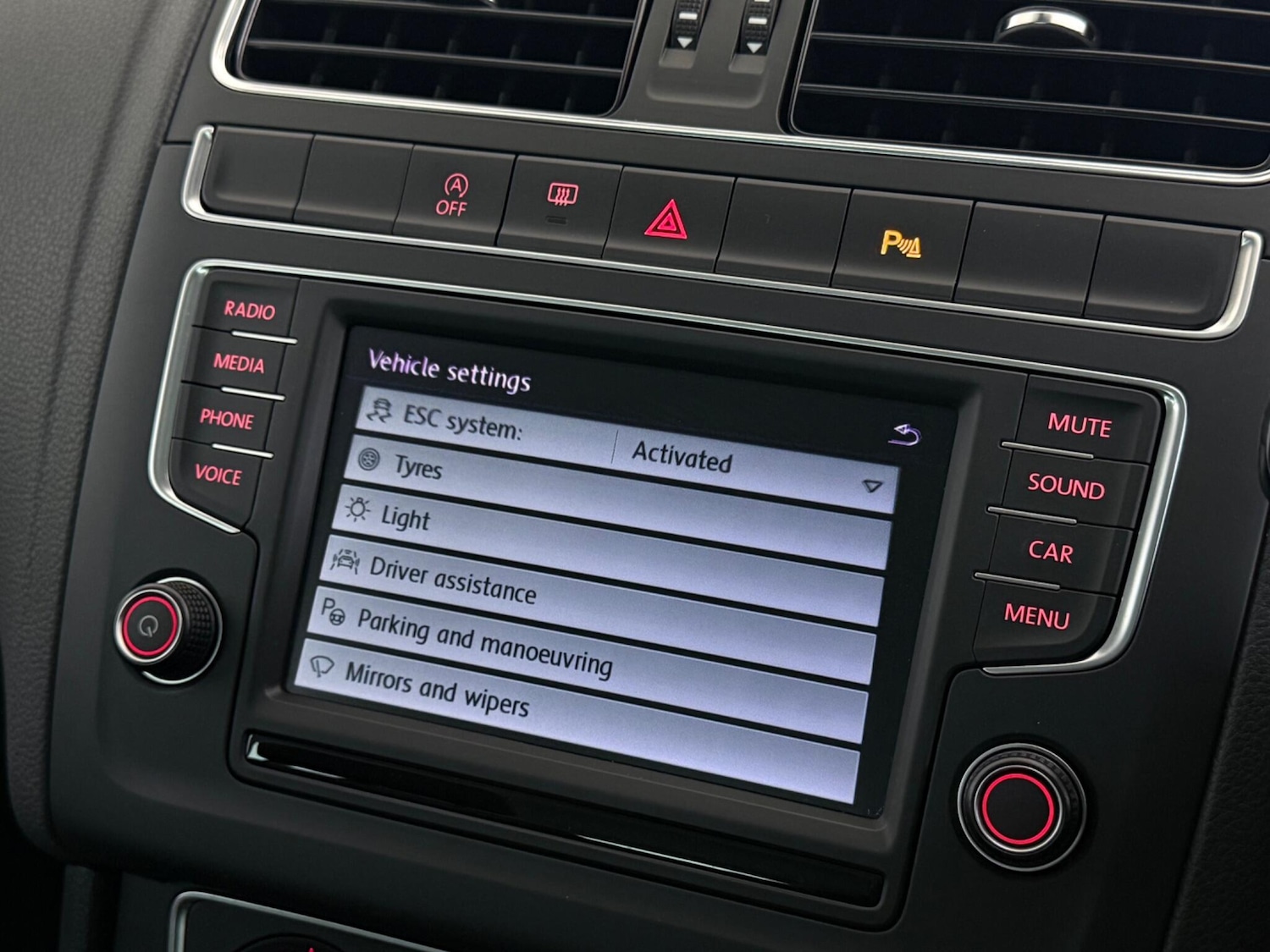 Used Volkswagen Polo 2017 for sale - 77243662: Photo 31