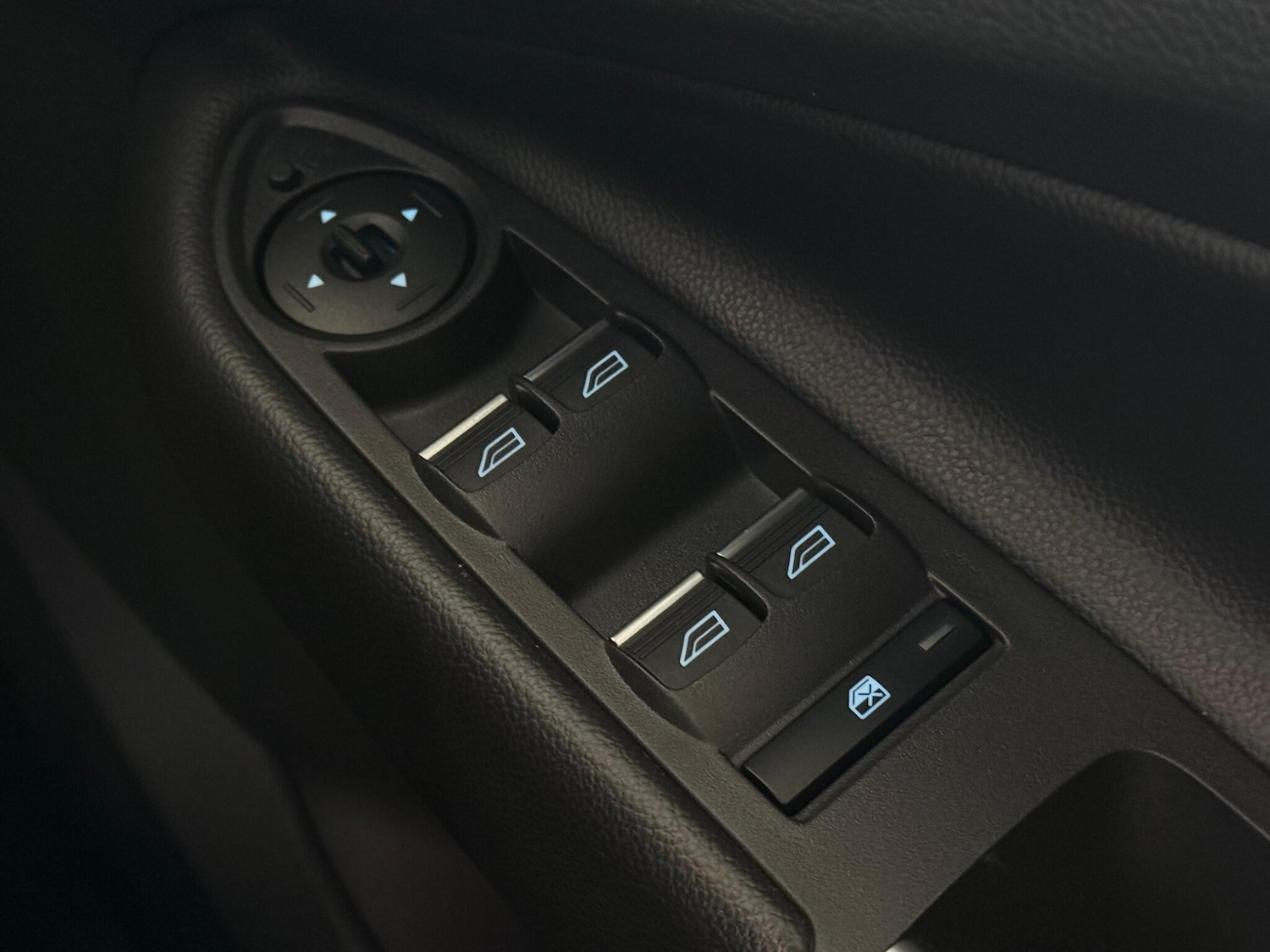 Used Ford Kuga 2018 for sale - 77243423: Photo 17